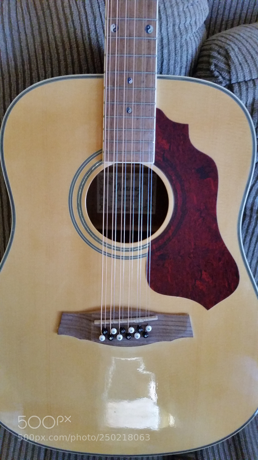 Samsung Galaxy S5 sample photo. Ibanez 12 string photography