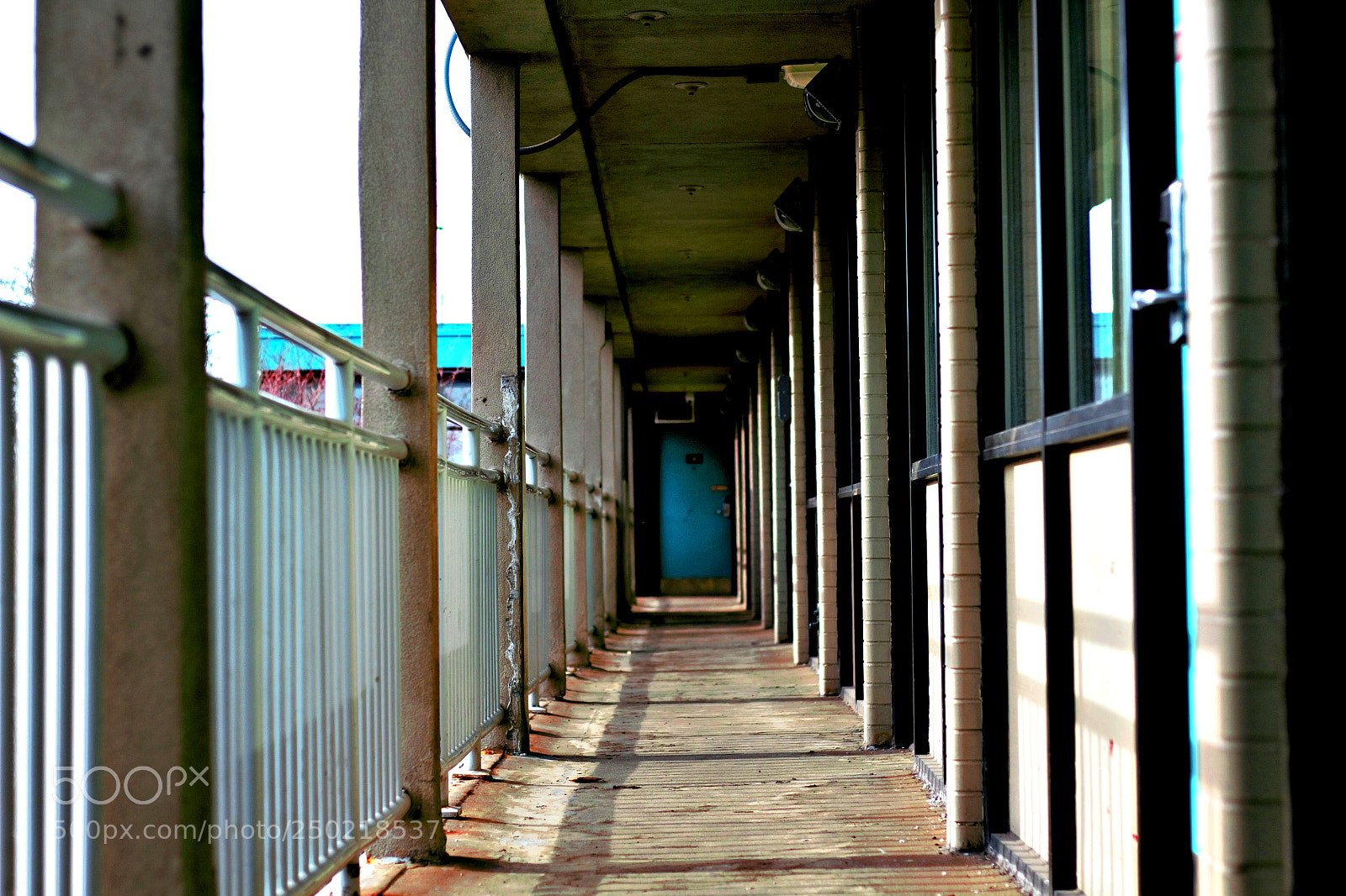 Canon EOS 700D (EOS Rebel T5i / EOS Kiss X7i) sample photo. Balcony photography