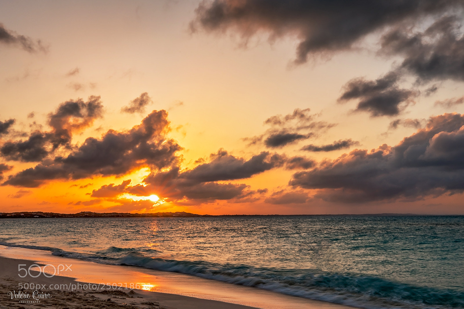 Canon EOS 5D Mark IV sample photo. Turks and caicos starburst photography