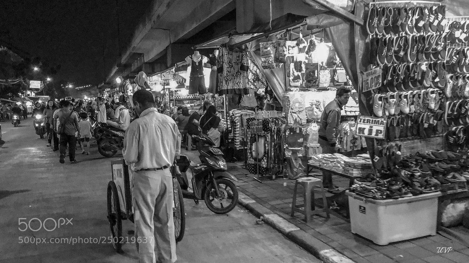 Apple iPhone X sample photo. Night market jakarta photography