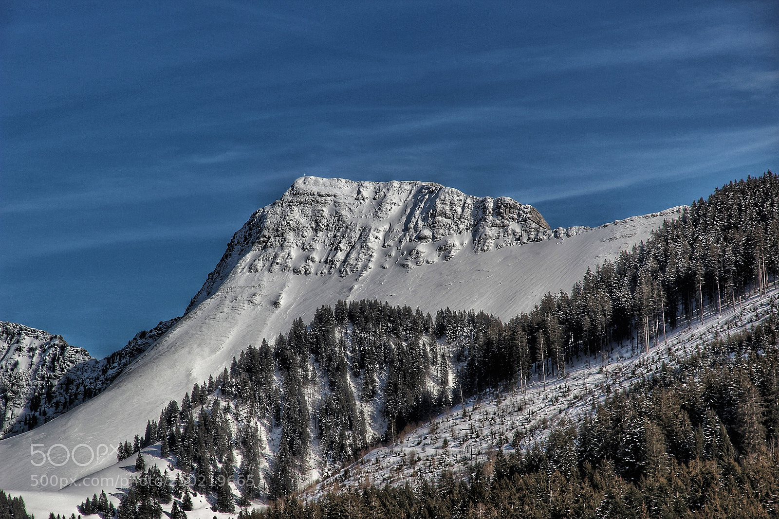 Canon EOS 600D (Rebel EOS T3i / EOS Kiss X5) sample photo. Snow in the swiss photography