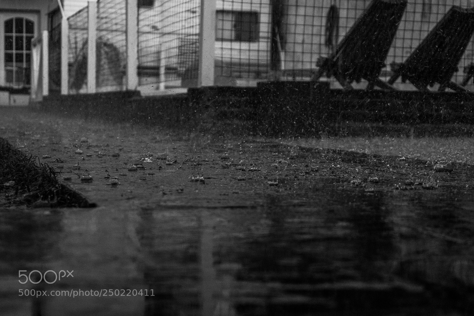 Sony Alpha a3500 sample photo. Lluvia photography