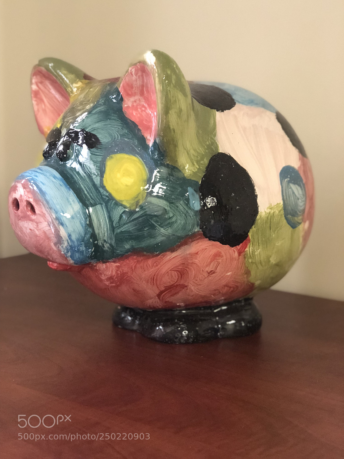 Apple iPhone 8 Plus sample photo. Pig-casso photography
