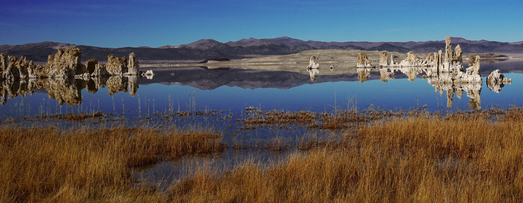 Sony a6000 + Sony E 18-50mm F4-5.6 sample photo. Mono lake photography