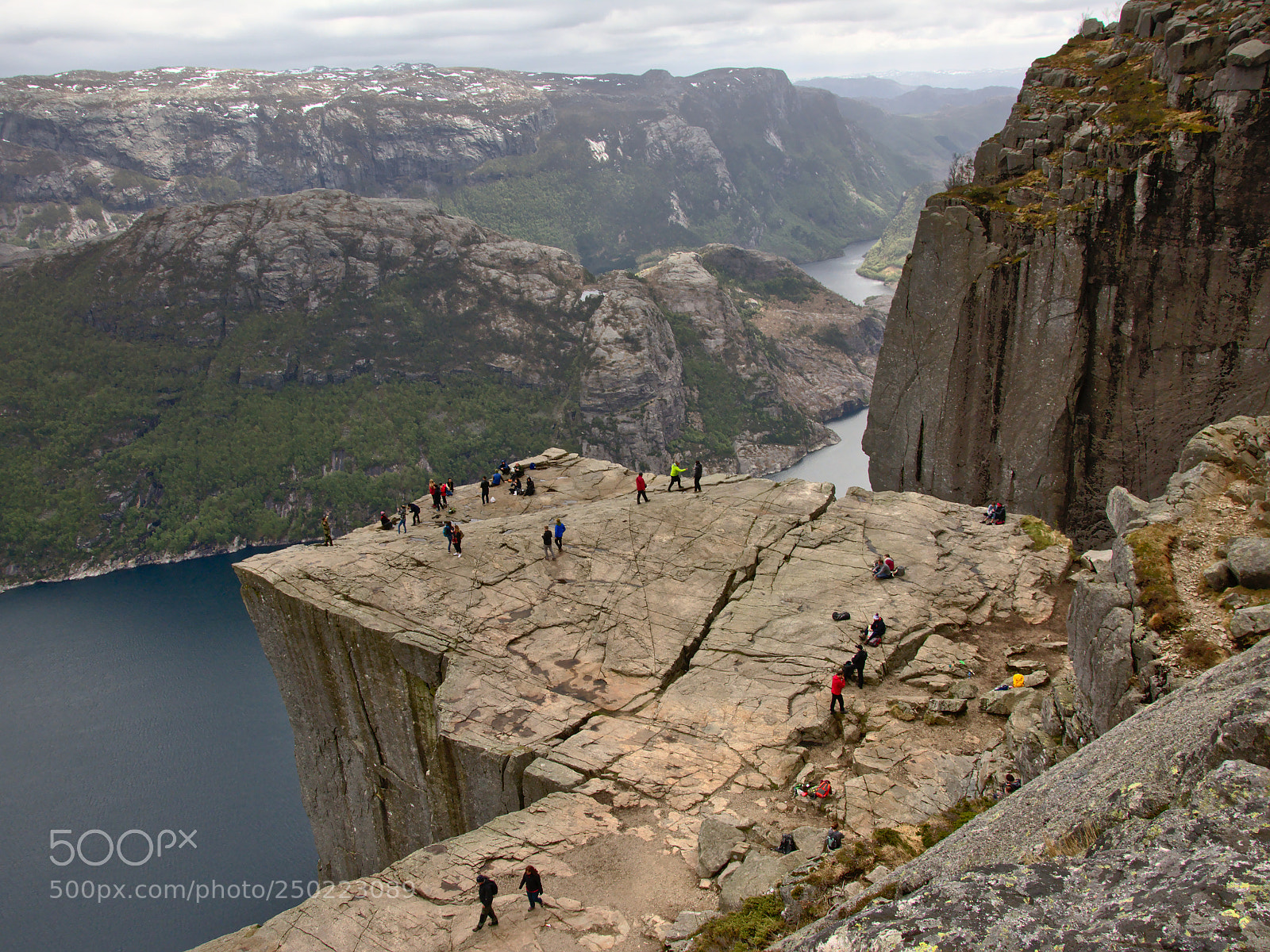 Nikon D5200 sample photo. Pulpit rock, norway photography