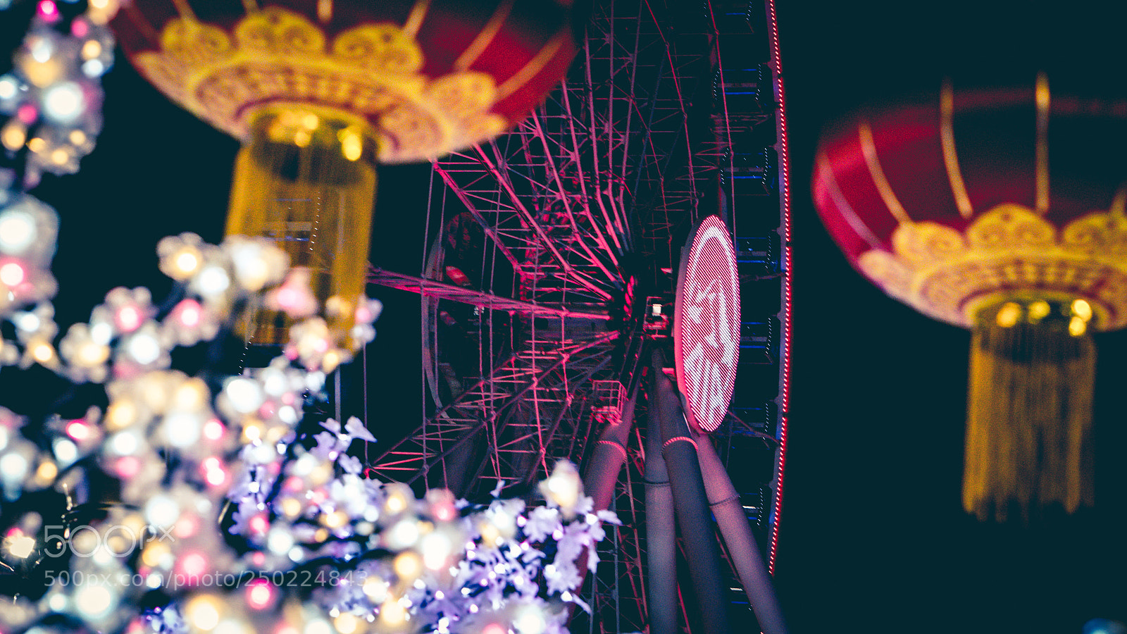 Sony a6300 sample photo. Lights photography