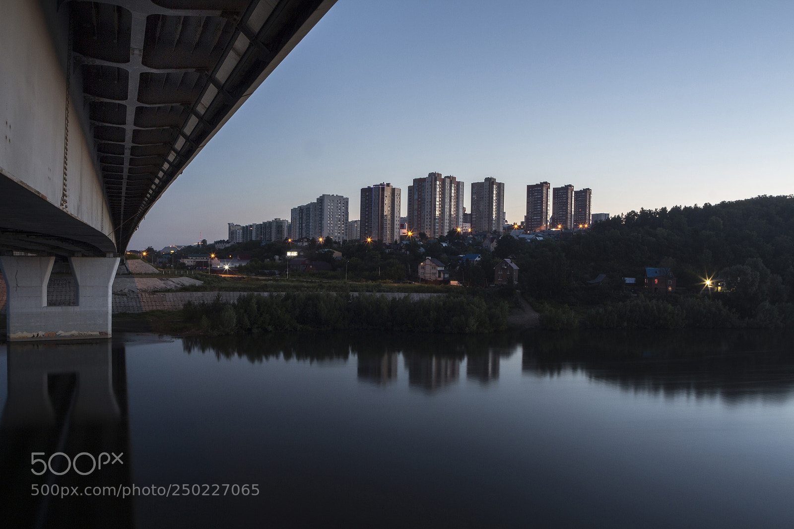 Canon EOS 650D (EOS Rebel T4i / EOS Kiss X6i) sample photo. Under the bridge photography