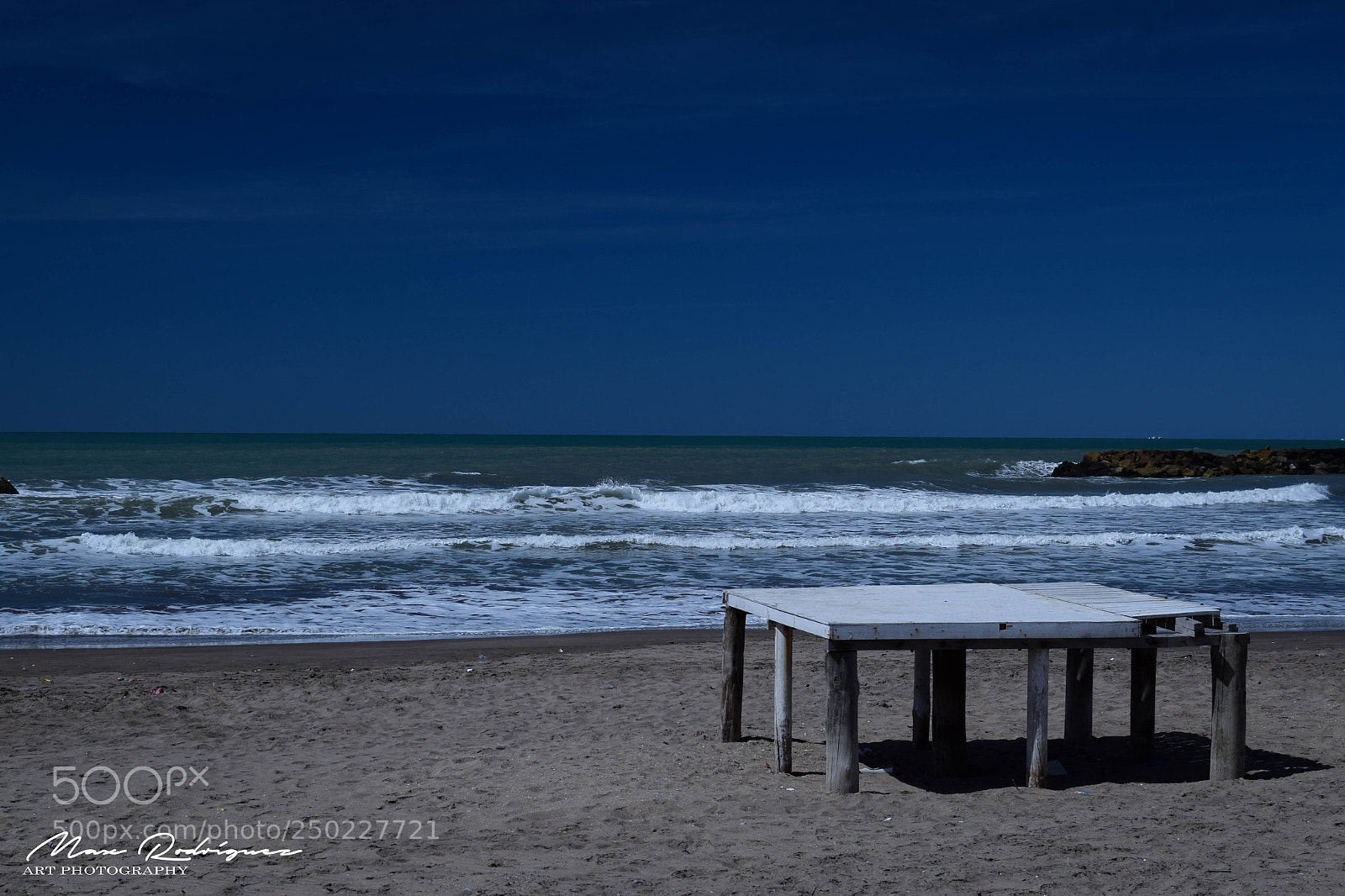 Nikon D3300 sample photo. Lonely beach photography