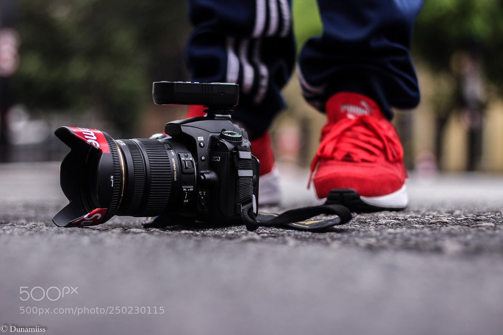 Canon EOS 600D (Rebel EOS T3i / EOS Kiss X5) sample photo. Company photography