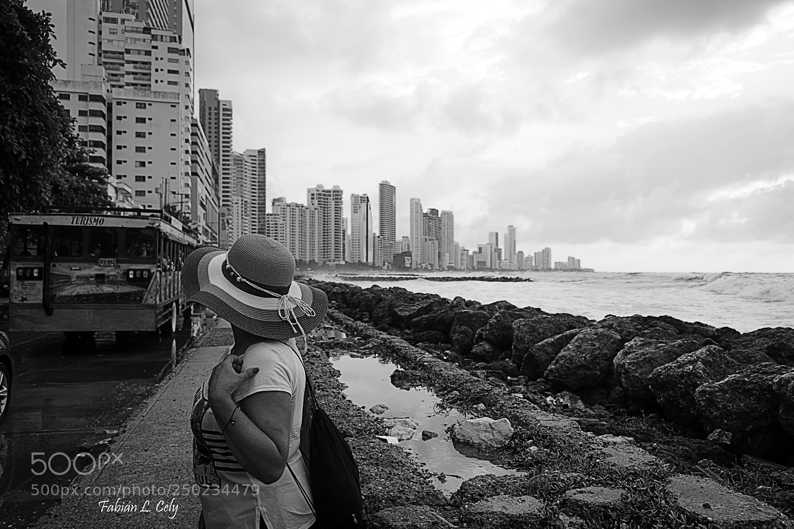 Nikon D3400 sample photo. My mom in cartagena photography