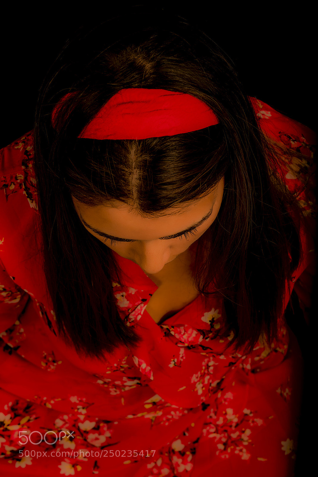 Canon EOS 5D Mark IV sample photo. Red and black photography