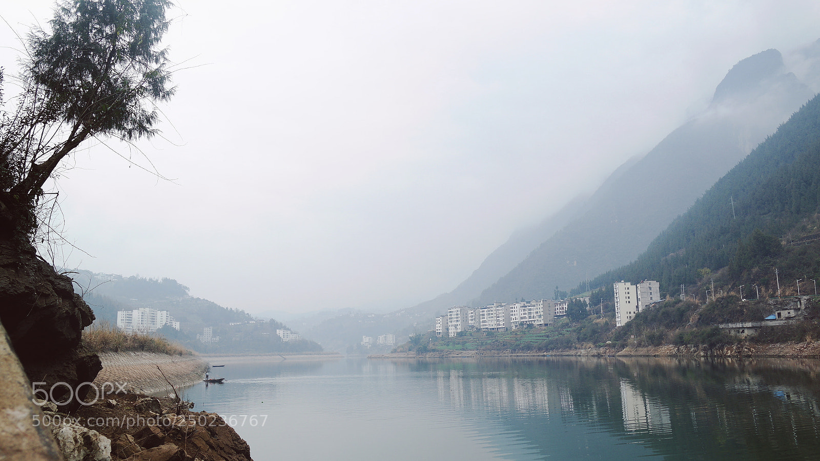 Samsung NX2000 sample photo. Townlet photography