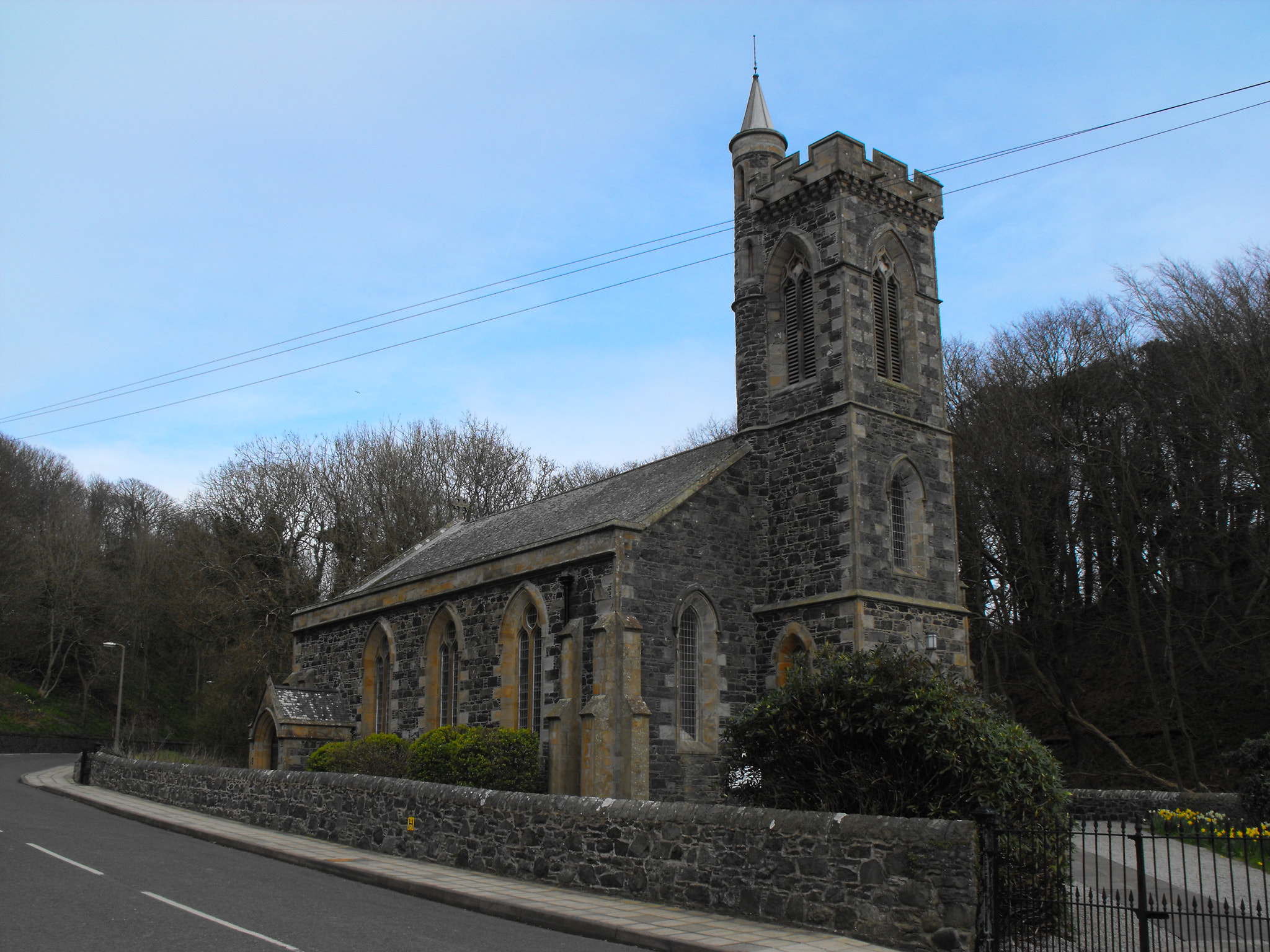 Fujifilm FinePix S1000fd sample photo. Very old kirk, scotland photography