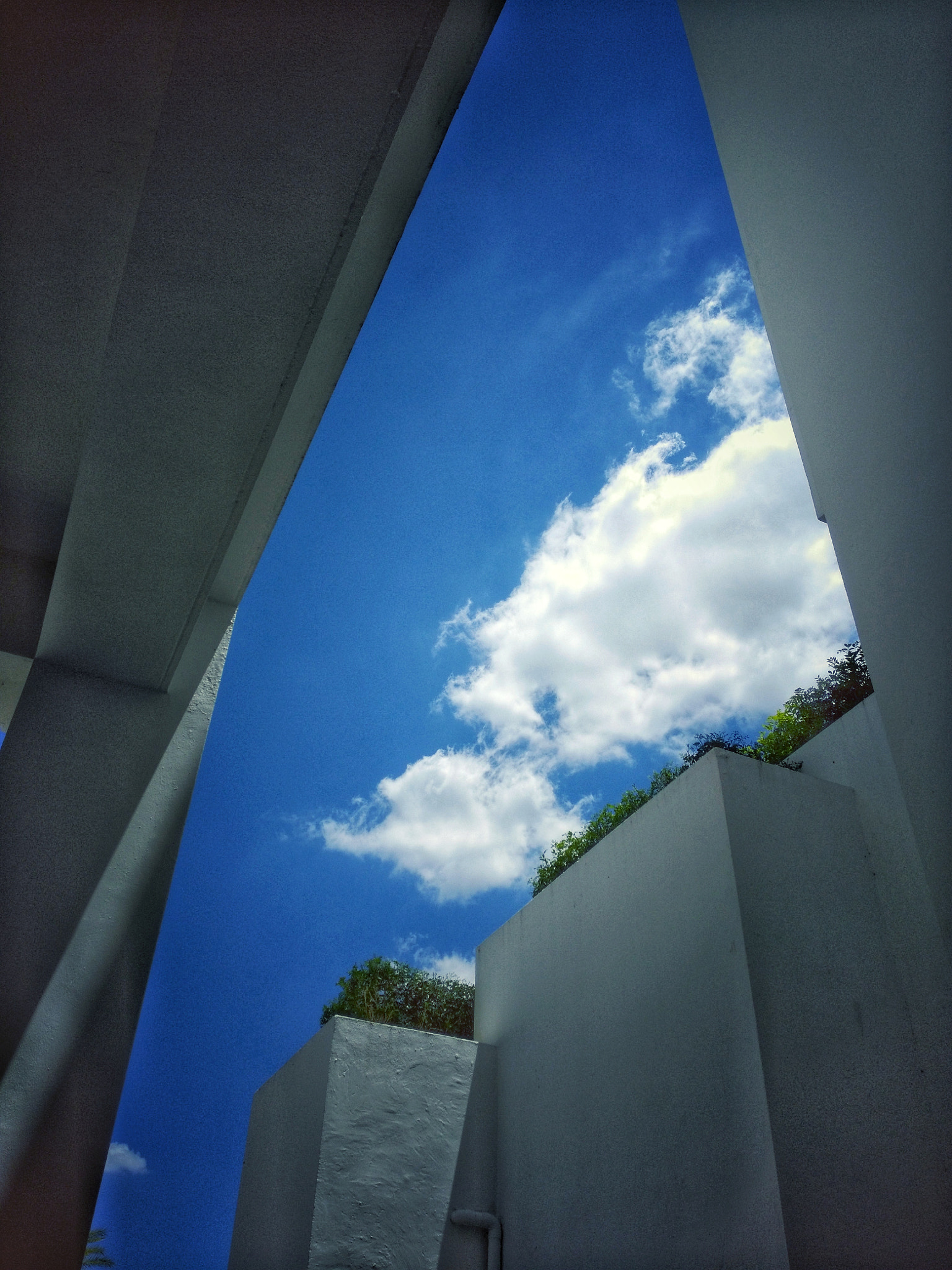 HUAWEI Honor 5X sample photo. Azure sky photography