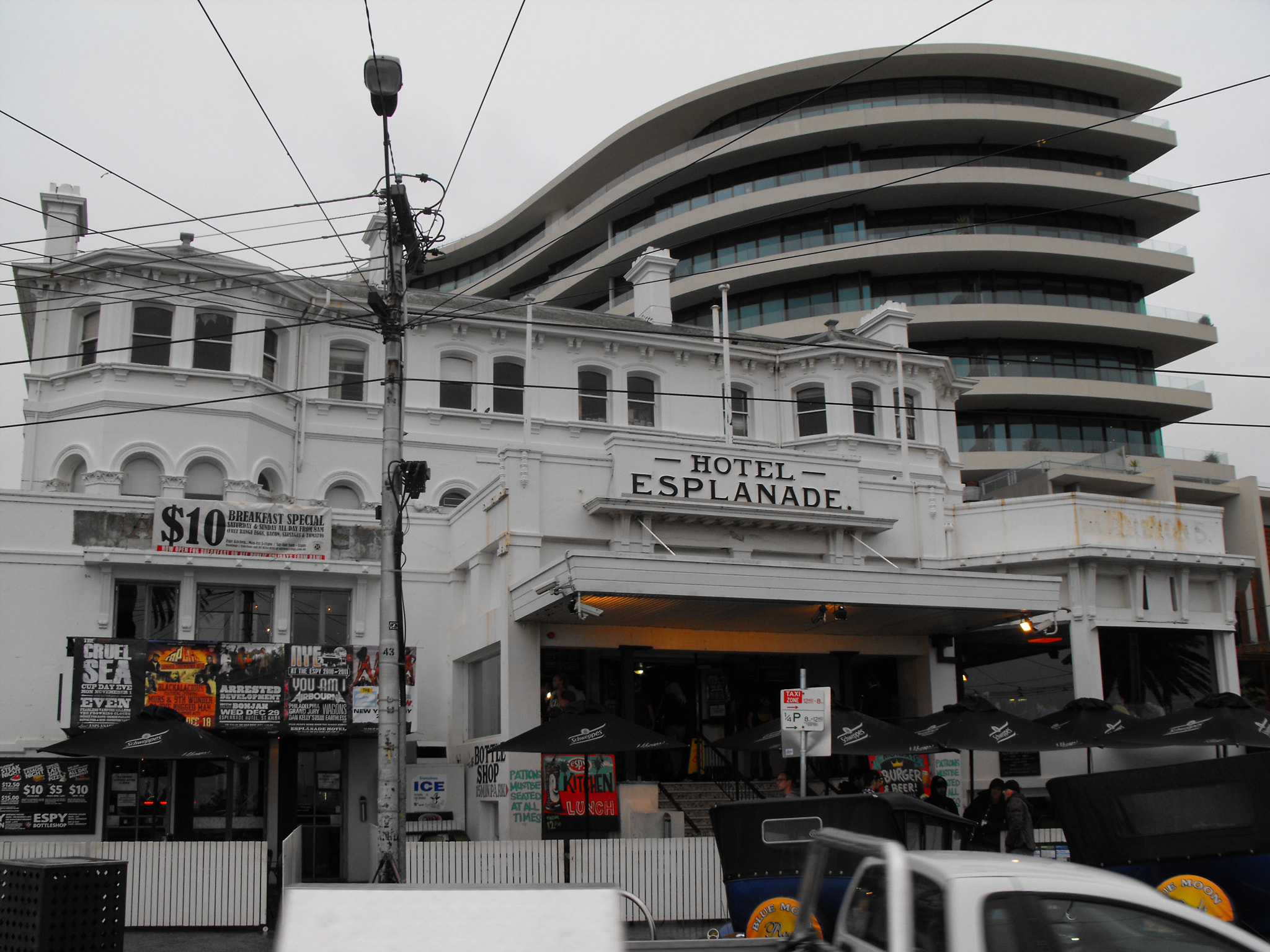 Fujifilm FinePix S1000fd sample photo. Hotel esplanade, melbourne photography