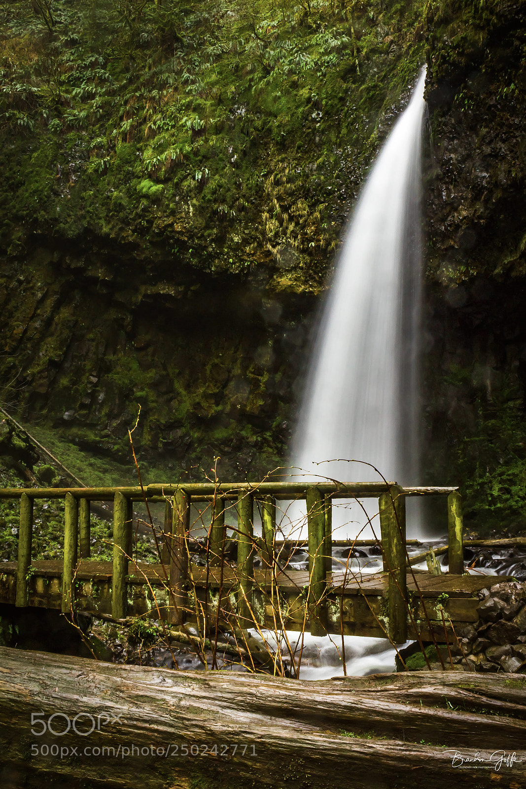 Canon EOS 1200D (EOS Rebel T5 / EOS Kiss X70 / EOS Hi) sample photo. Upper latourell falls photography