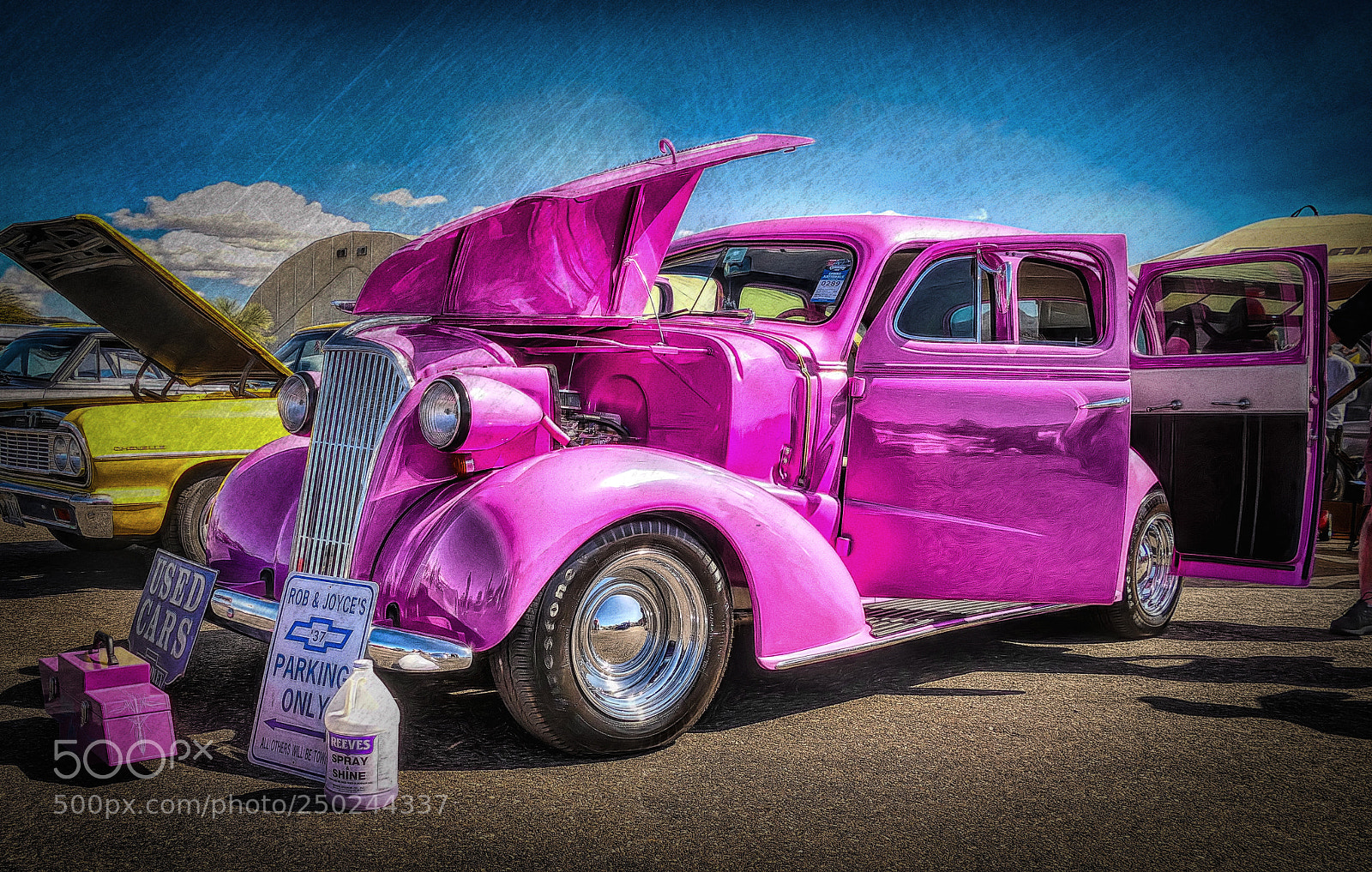 Panasonic Lumix DMC-FZ1000 sample photo. Pink chevrolet photography