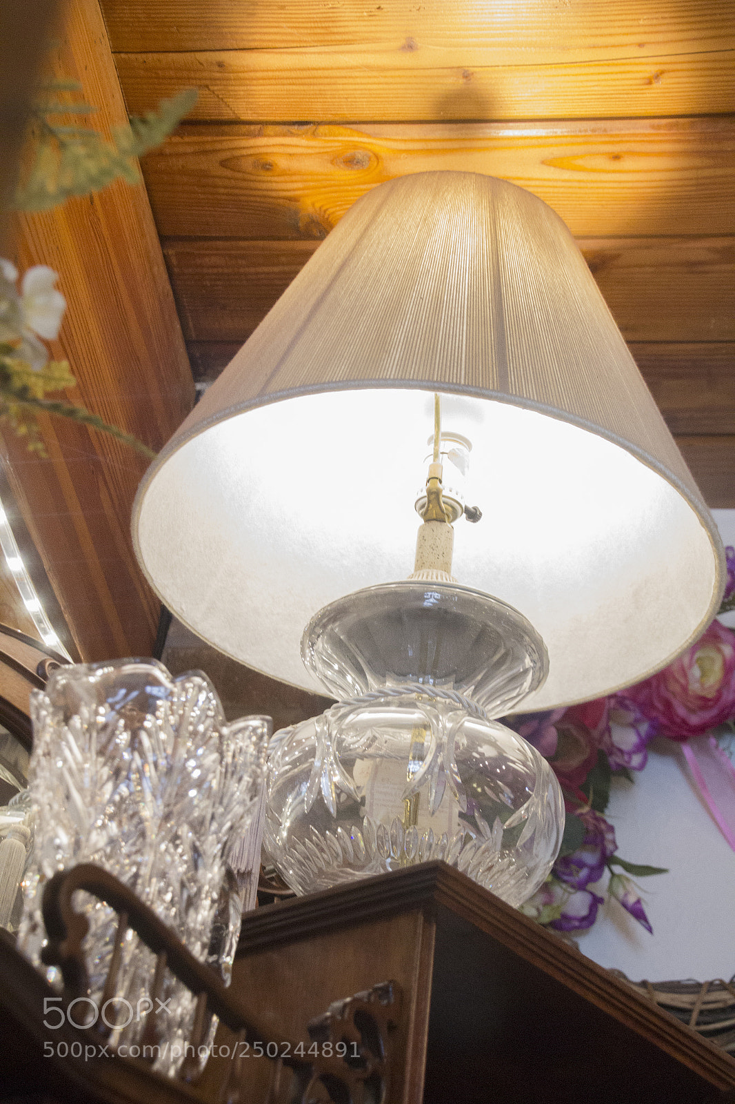 Canon EOS 1200D (EOS Rebel T5 / EOS Kiss X70 / EOS Hi) sample photo. Glass and lamp. photography