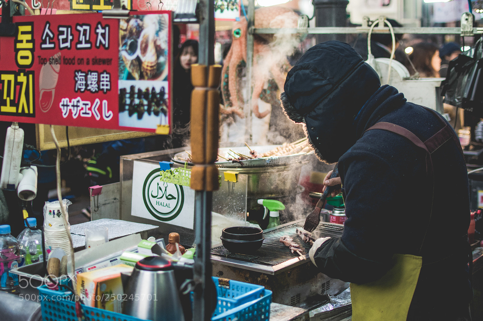 Nikon D5600 sample photo. Man cooking in street photography