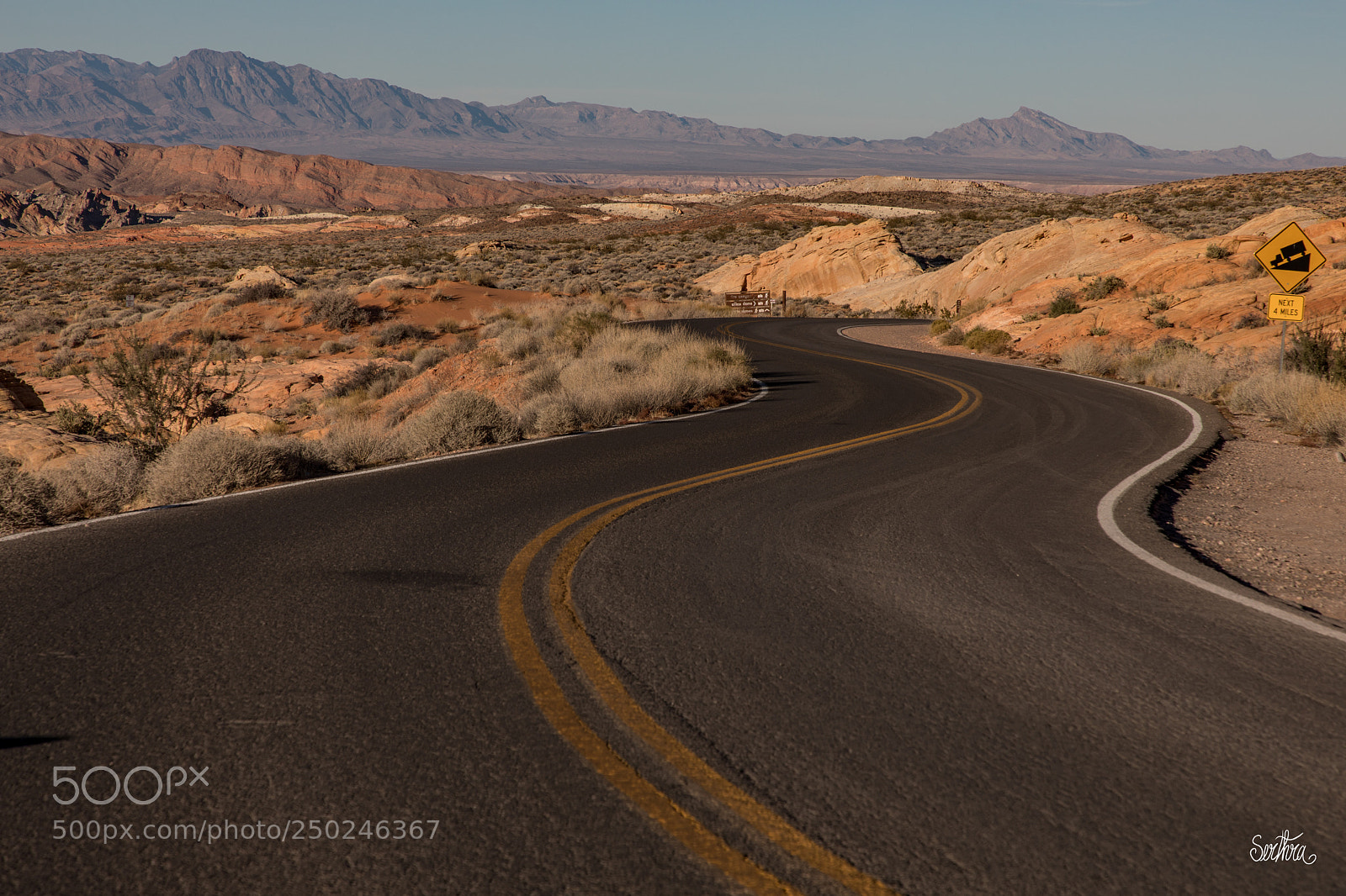 Canon EOS 5D Mark IV sample photo. Desert road photography