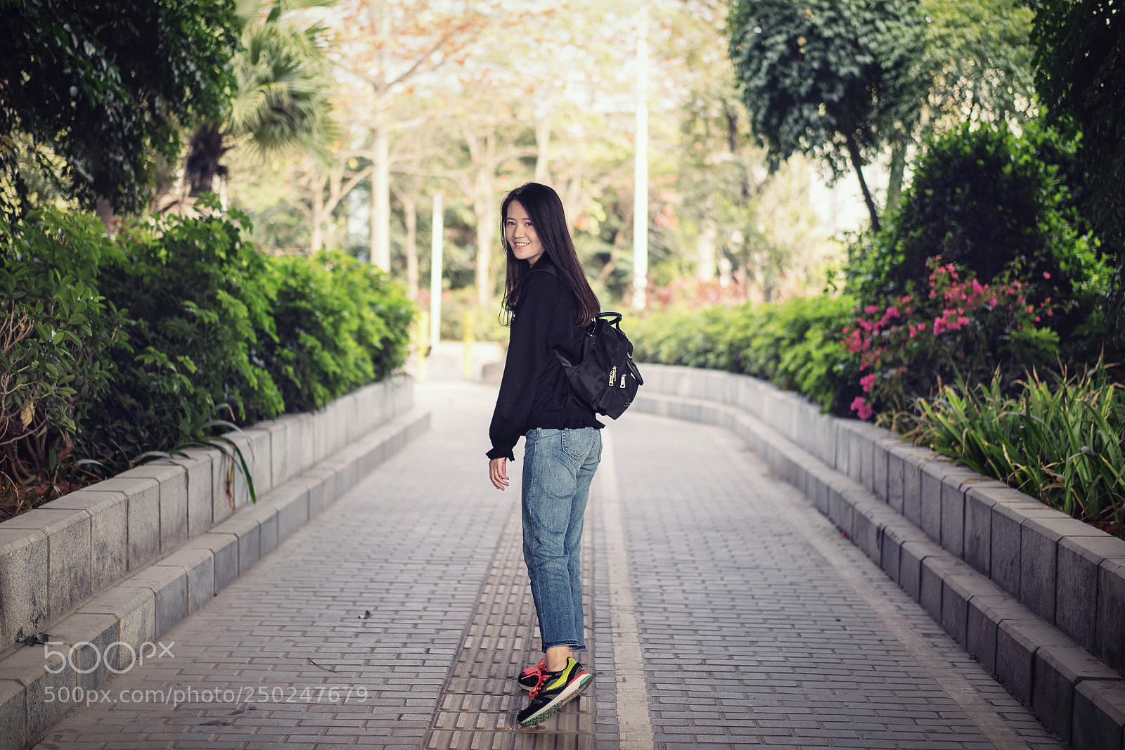 Sony a7 sample photo. 弯弯 photography