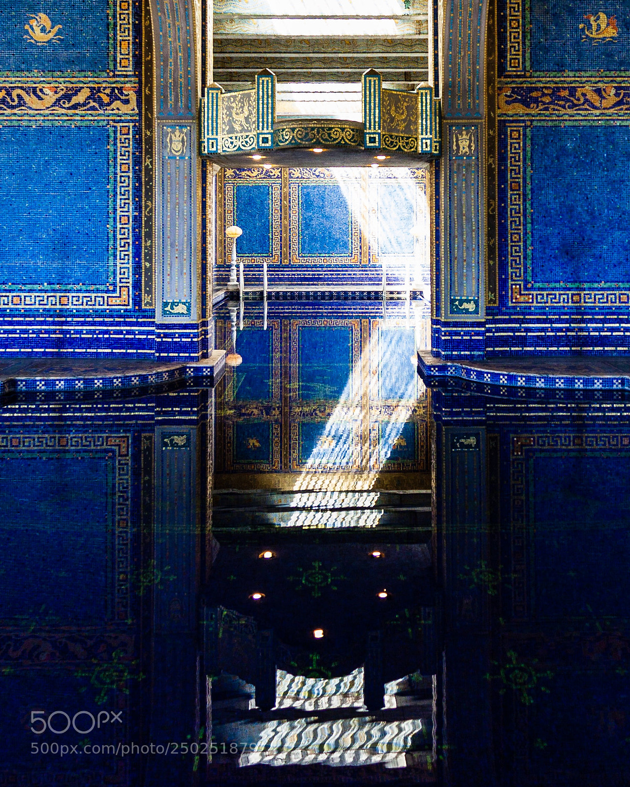 Canon EOS 50D sample photo. Roman reflections. photography