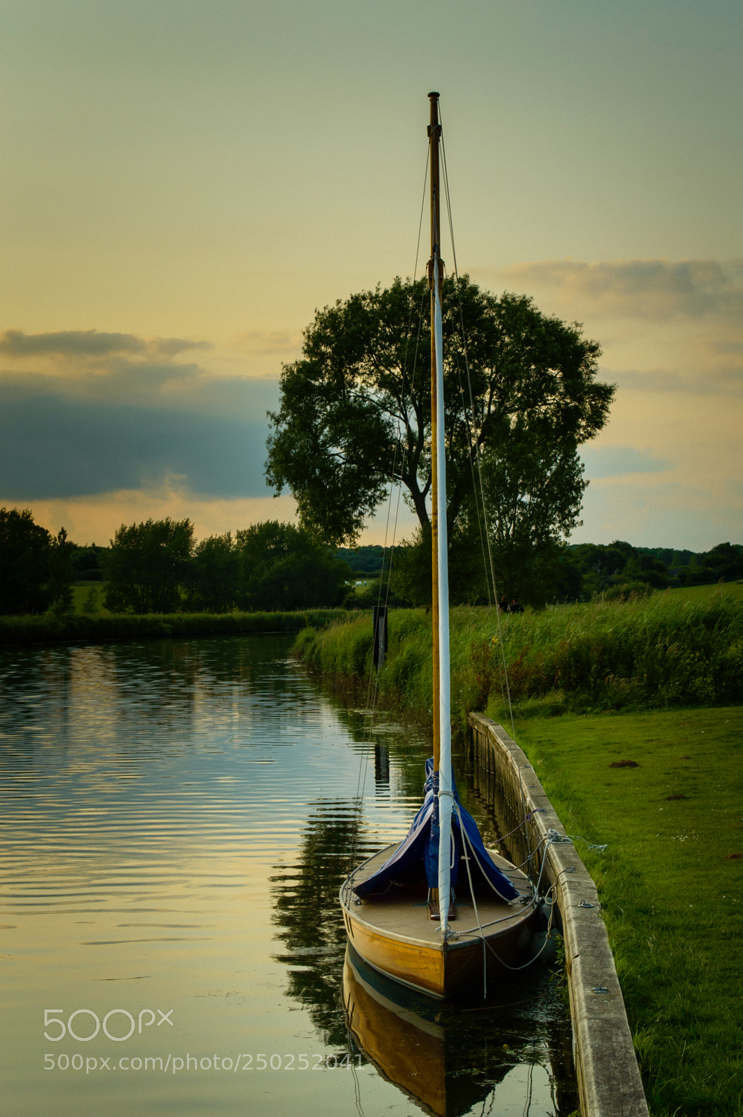 Nikon D3200 sample photo. Mooring photography