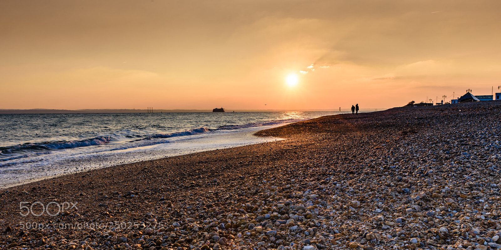 Nikon D810 sample photo. Walkers, southsea beach at photography