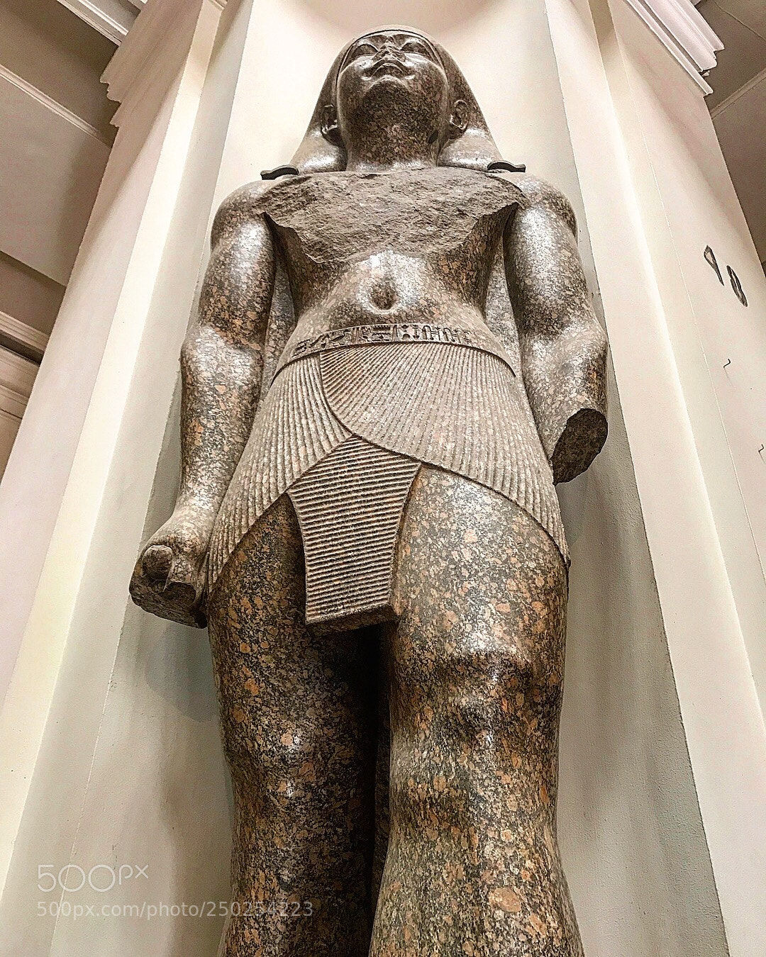 Apple iPhone 7 Plus sample photo. Egyptian museum photography