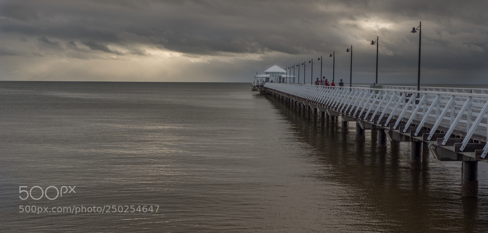 Olympus OM-D E-M1 Mark II sample photo. Shorncliffe pier on a photography