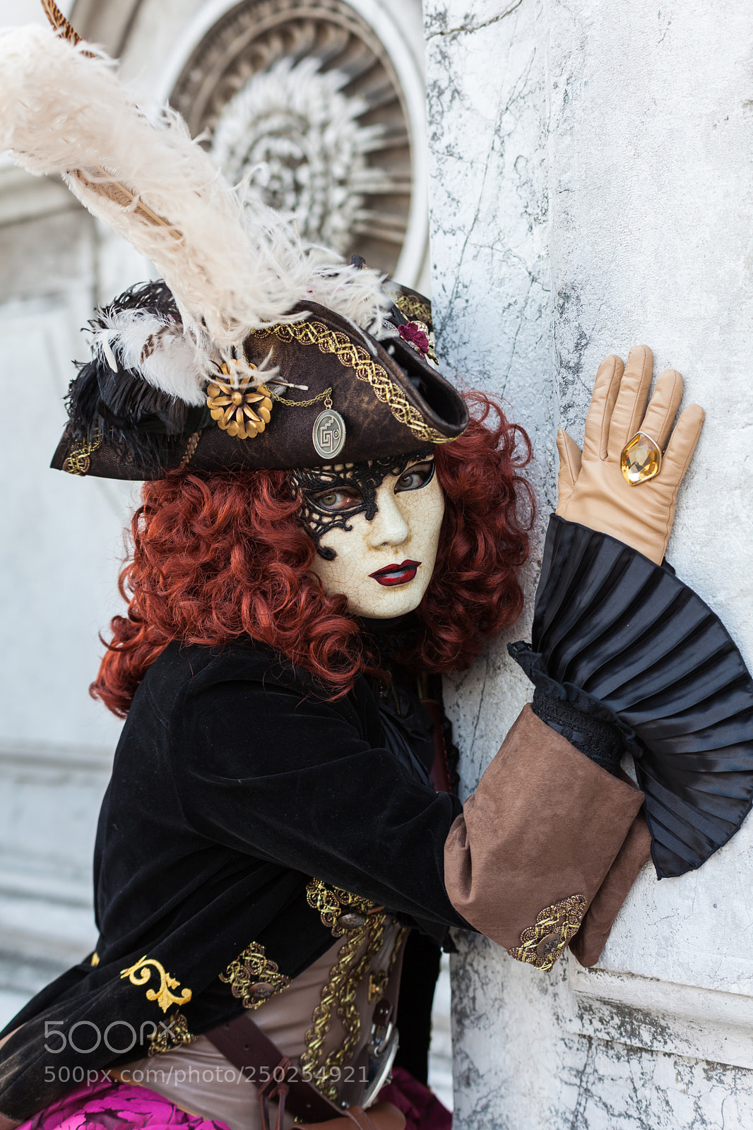 Canon EOS 5D Mark II sample photo. Mask # 42 photography