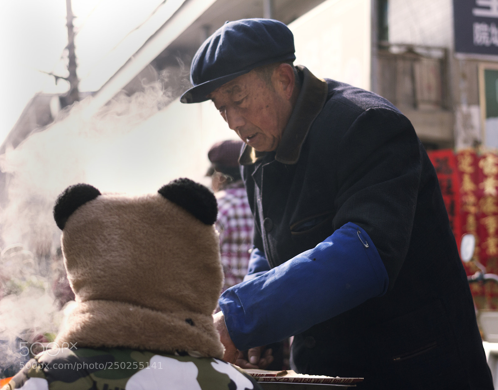 Canon EOS 60D sample photo. Expectant photography