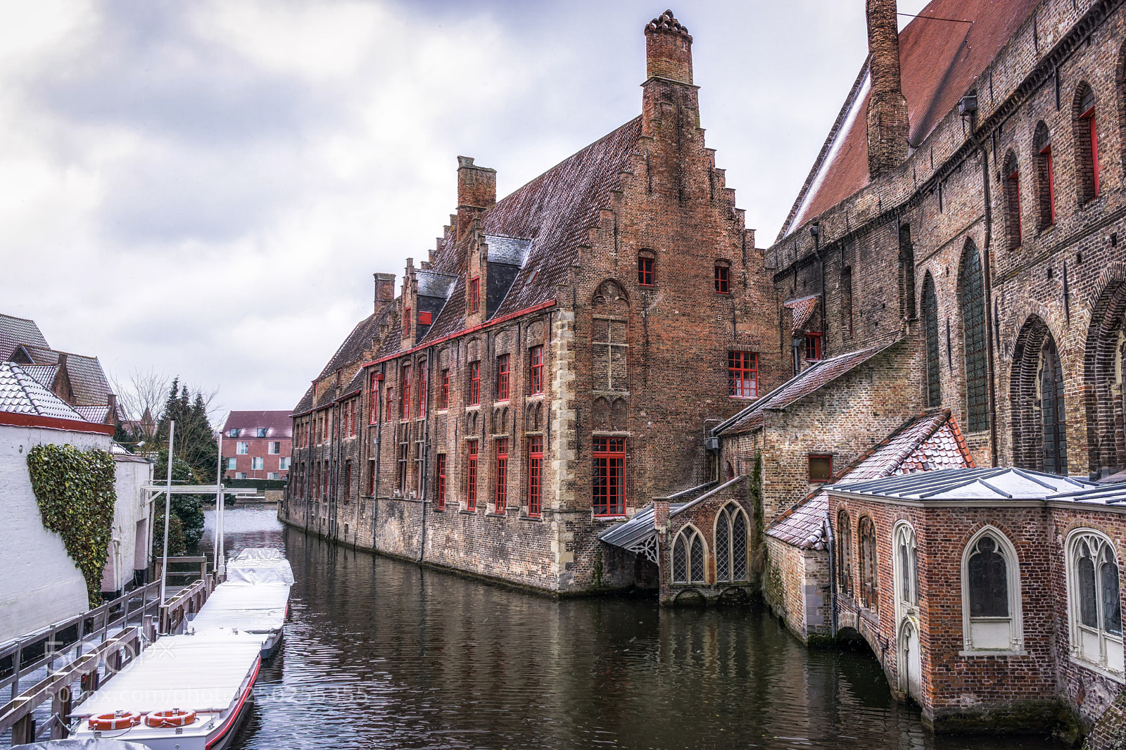Sony a6000 sample photo. Snow over bruges photography