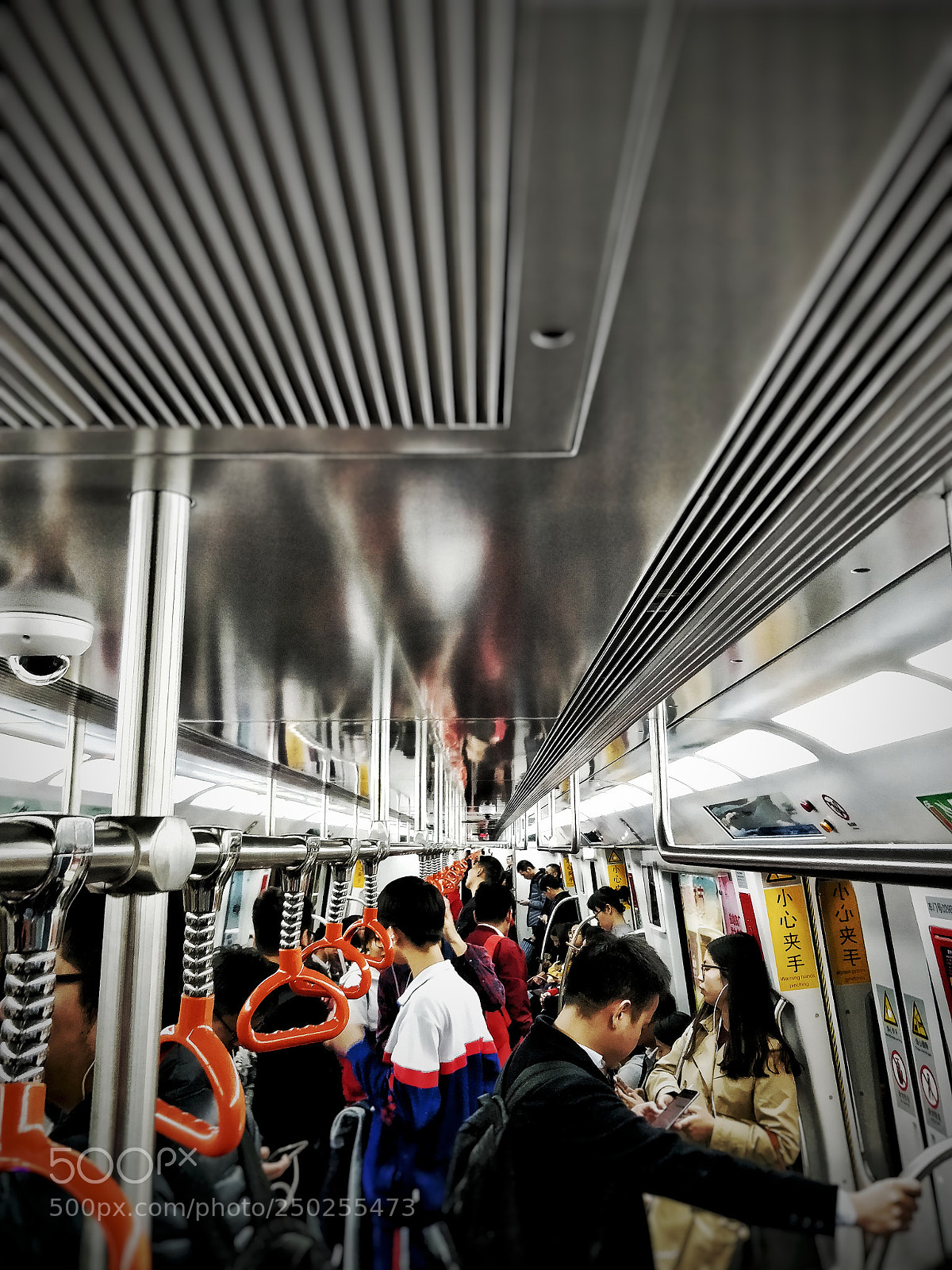 OnePlus 5 sample photo. Subway photography