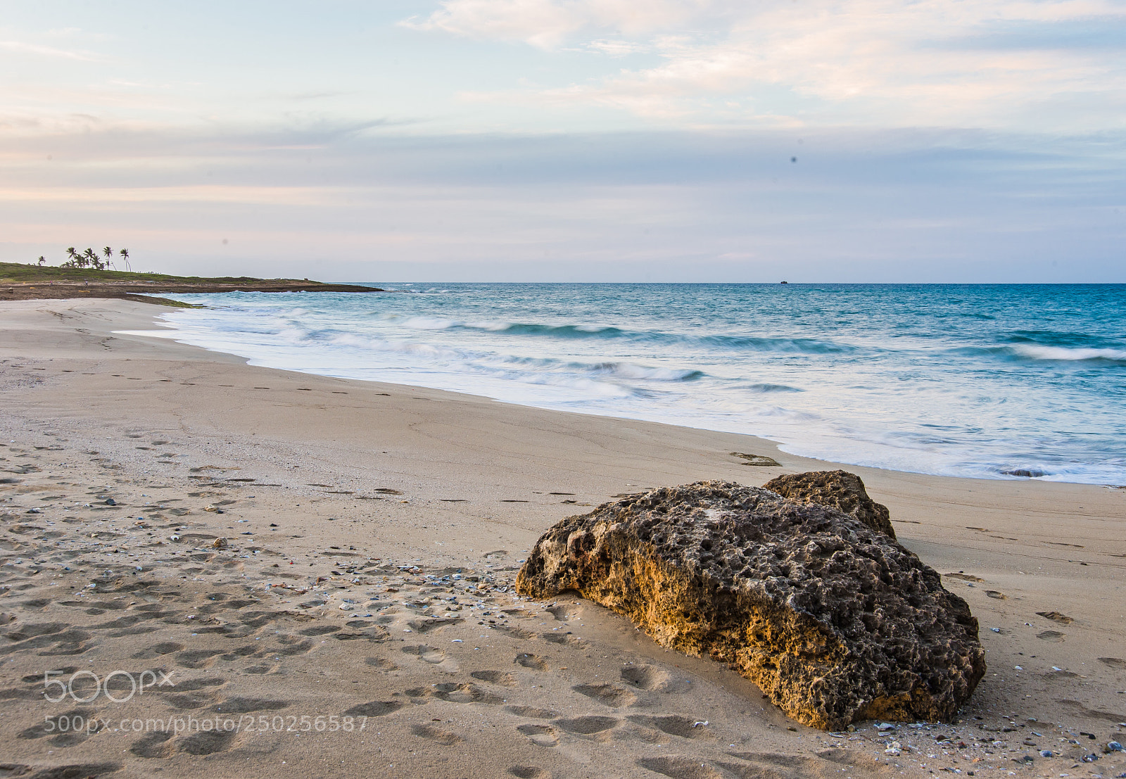 Nikon D600 sample photo. Macao beach photography