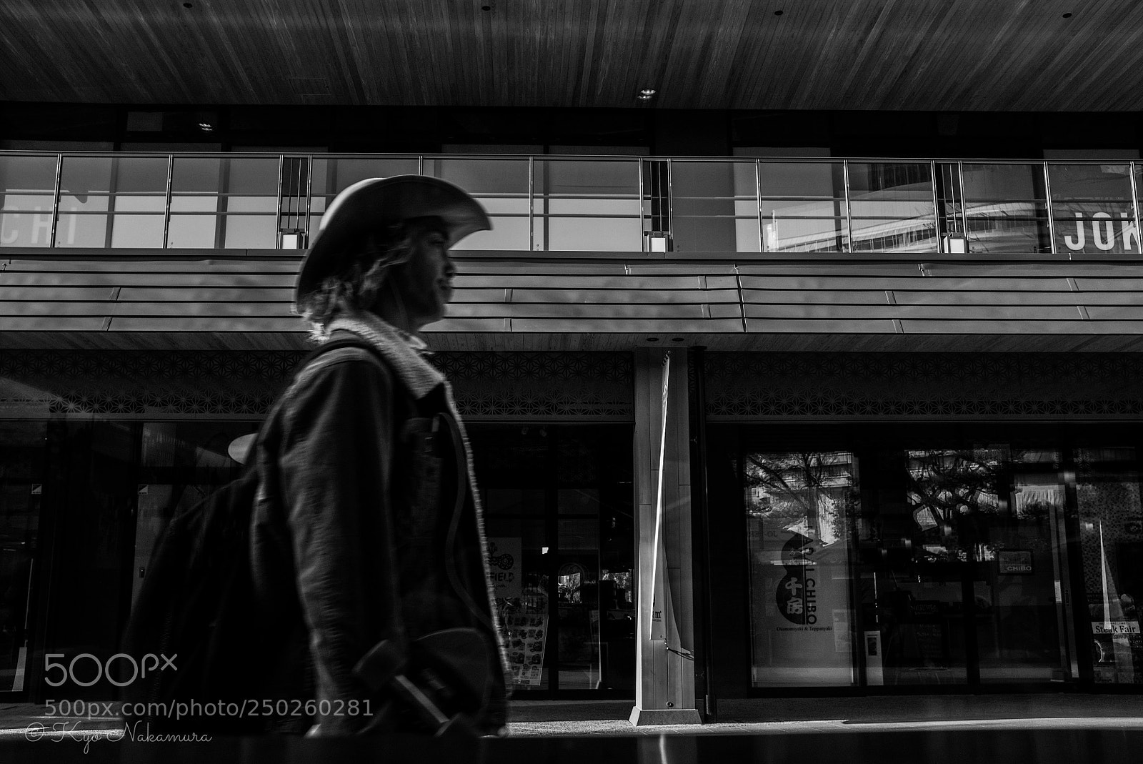 Fujifilm X100F sample photo. Passers photography