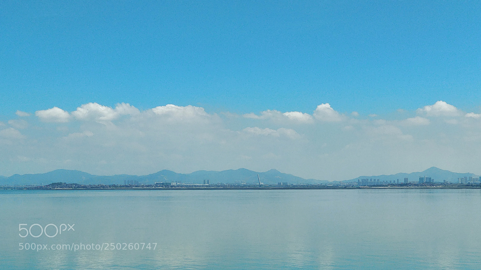 OnePlus 5 sample photo. Sea and sky photography