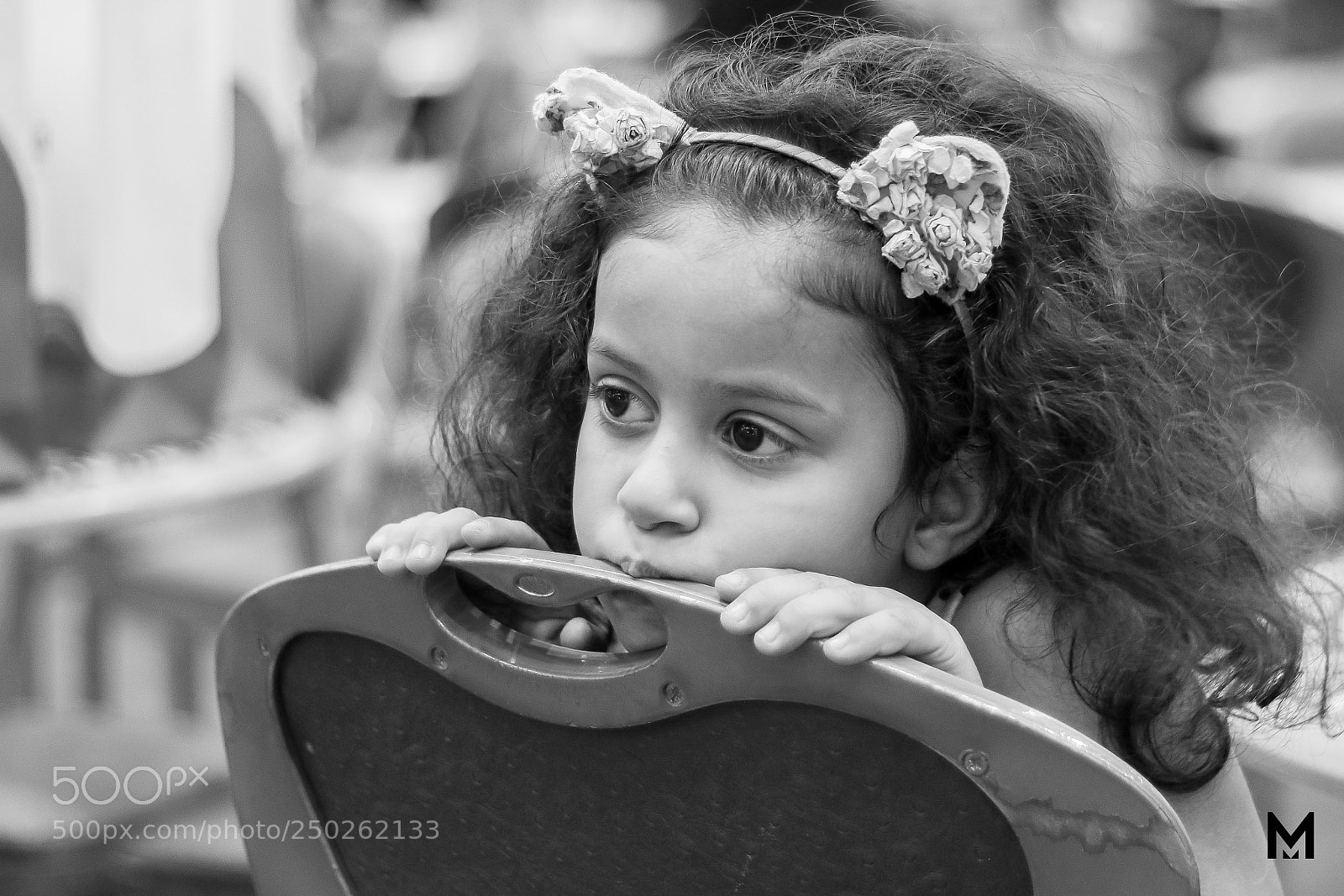 Canon EOS 750D (EOS Rebel T6i / EOS Kiss X8i) sample photo. B & w girl photography