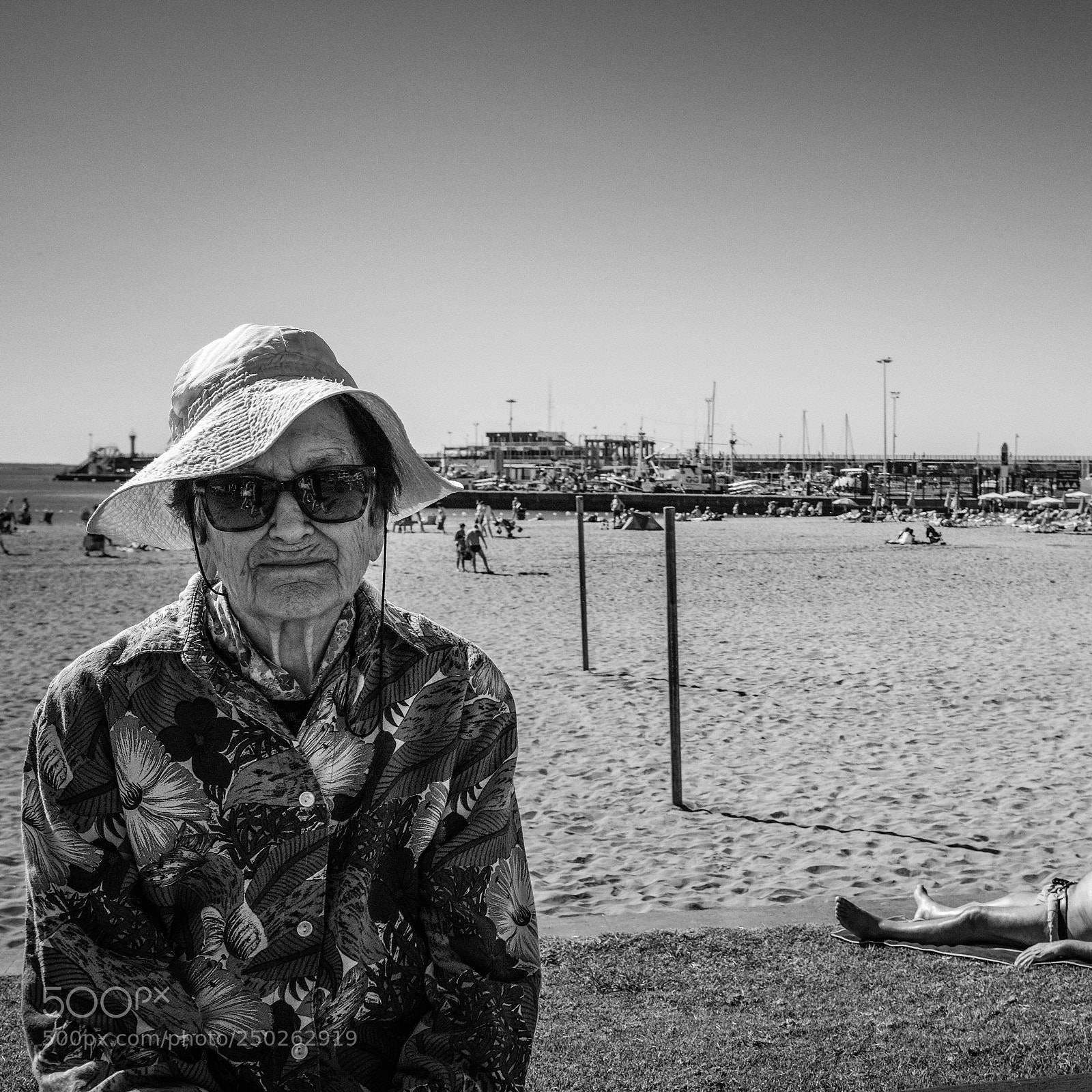 Fujifilm X100F sample photo. Beachside photography