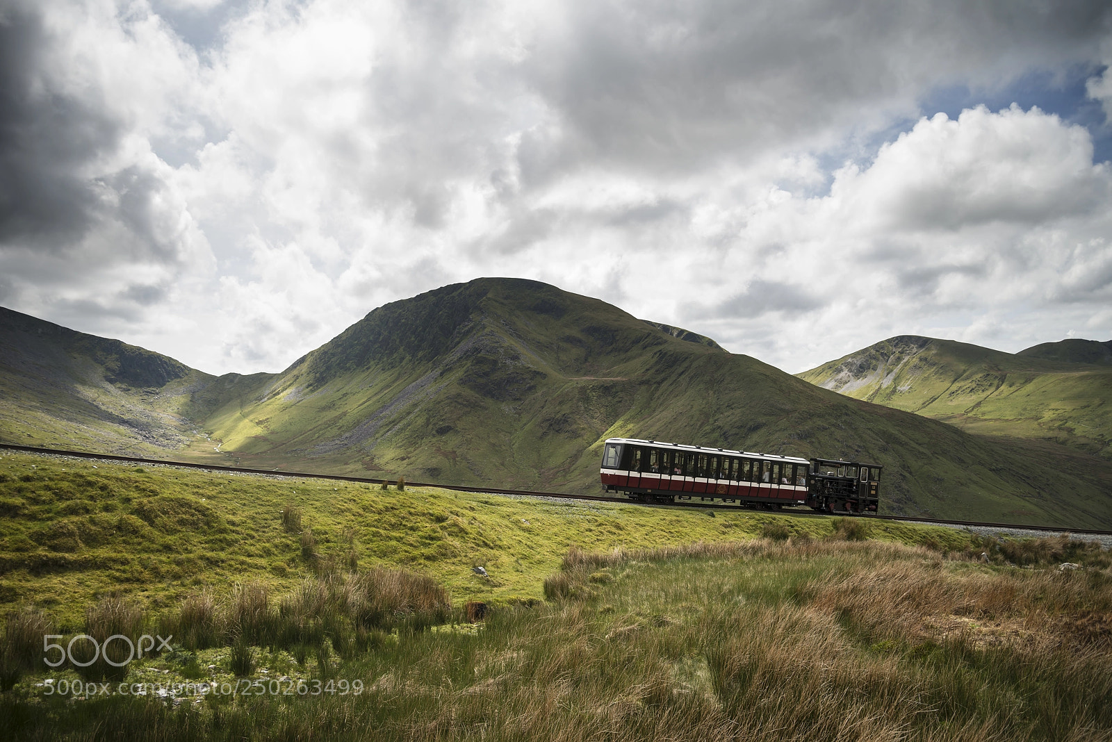 Nikon D800 sample photo. Snowdon mountain railway making photography