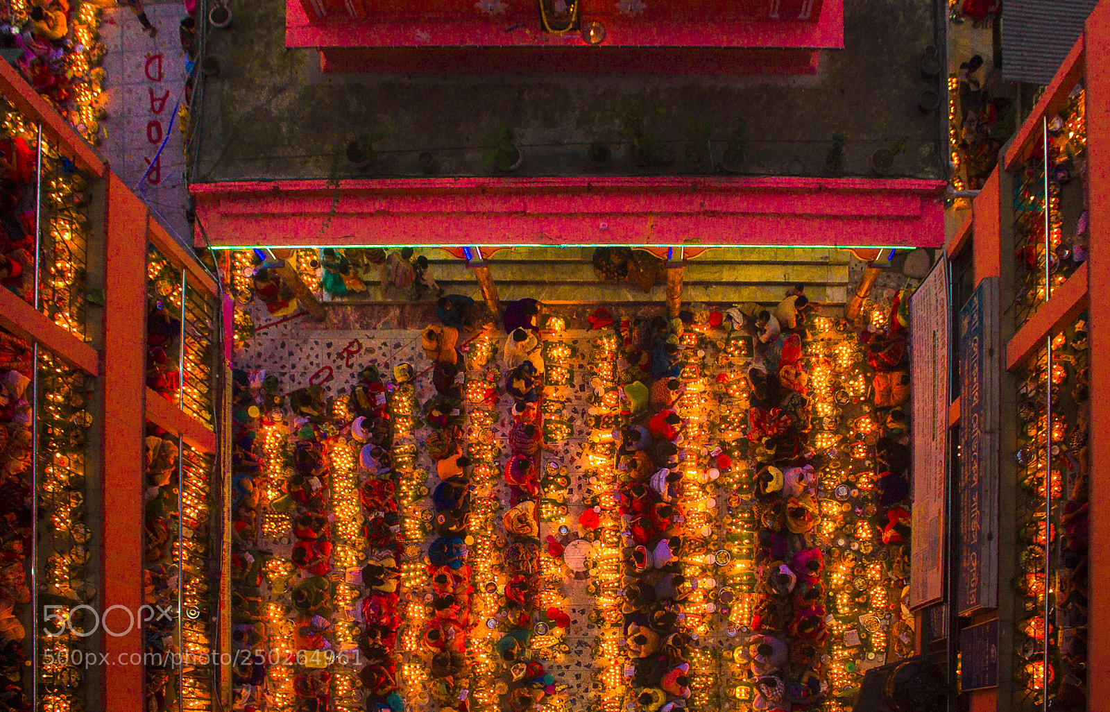 Canon EOS 1100D (EOS Rebel T3 / EOS Kiss X50) sample photo. Rakher upobash praying with photography