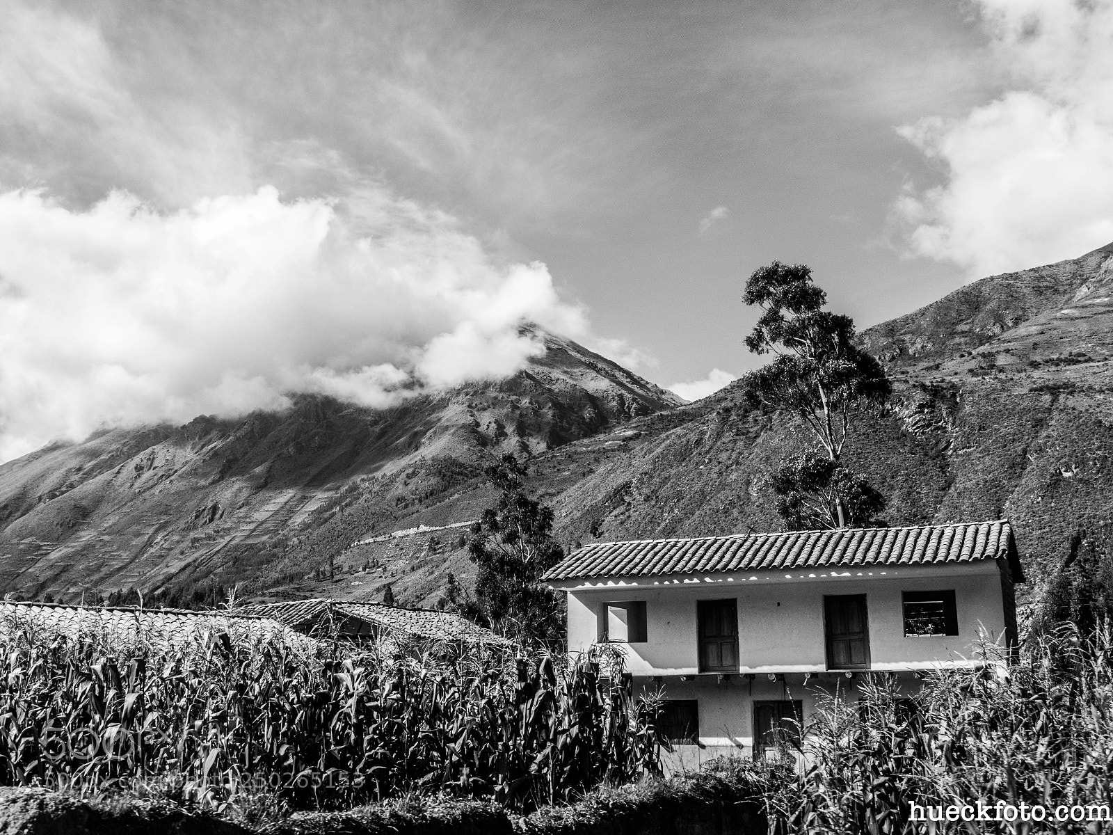Nikon Coolpix B700 sample photo. Palccoyo rainbow mtn photography