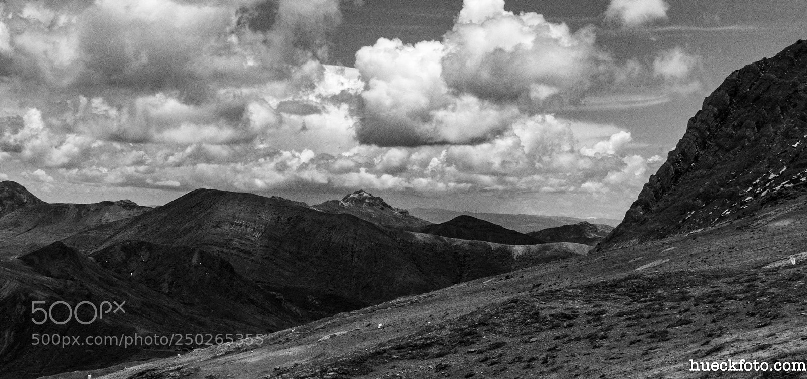 Nikon Coolpix B700 sample photo. Palccoyo rainbow mtn photography