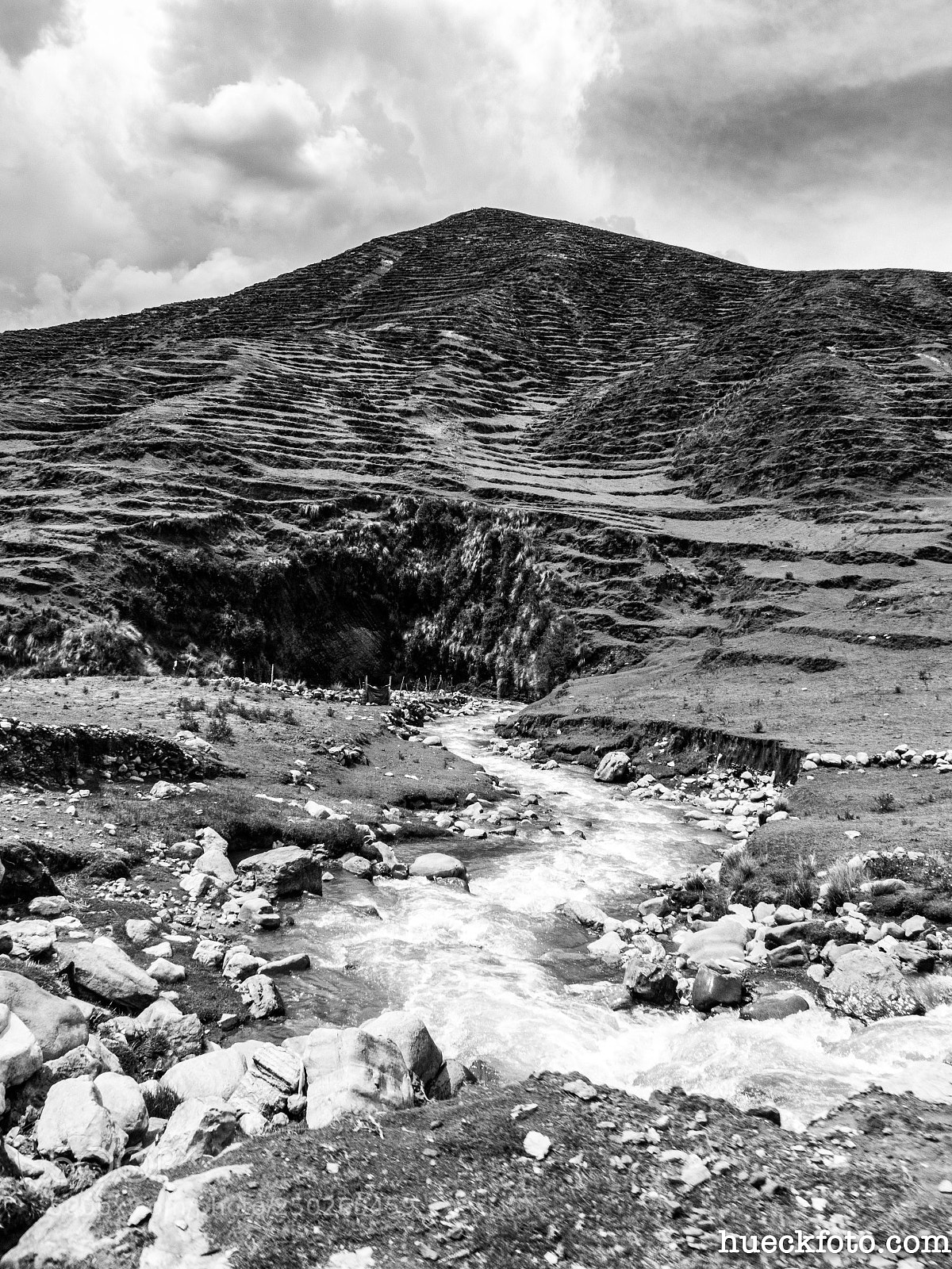 Nikon Coolpix B700 sample photo. Palccoyo rainbow mtn photography