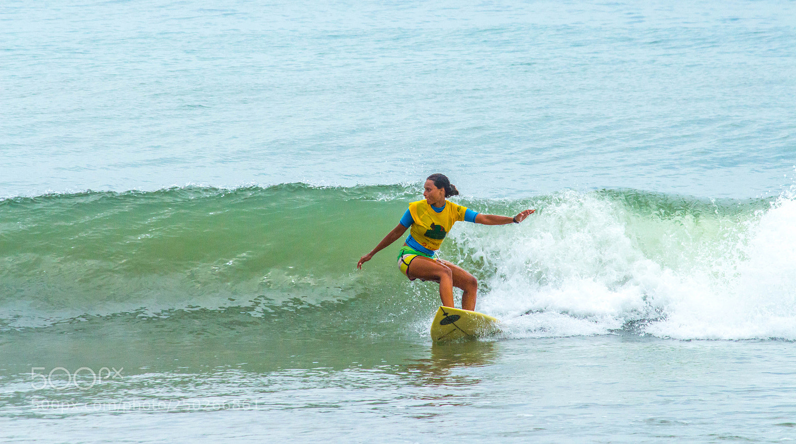 Canon EOS 700D (EOS Rebel T5i / EOS Kiss X7i) sample photo. Surfer women photography