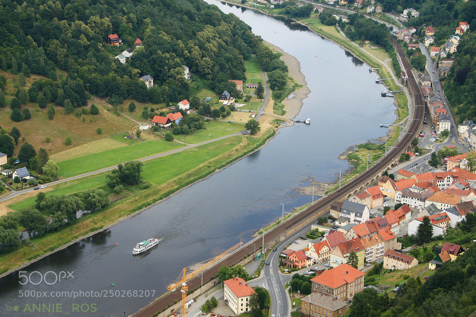 Canon EOS 500D (EOS Rebel T1i / EOS Kiss X3) sample photo. Elbe photography