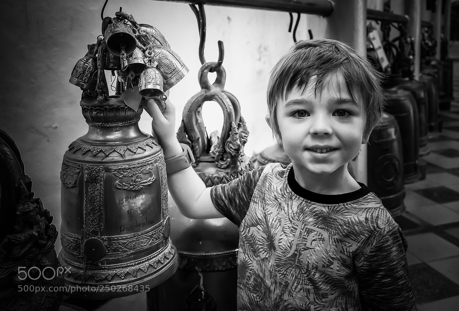 Leica Q (Typ 116) sample photo. Le gar on la photography