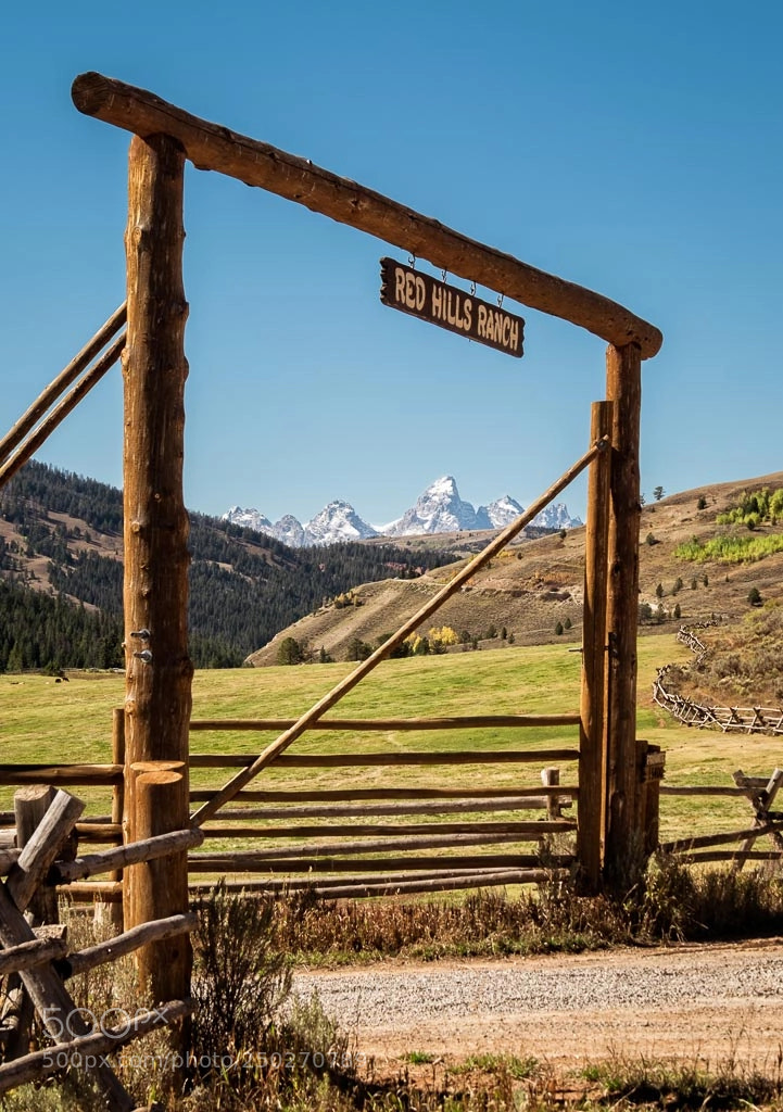 Fujifilm X-T1 sample photo. The ranch photography
