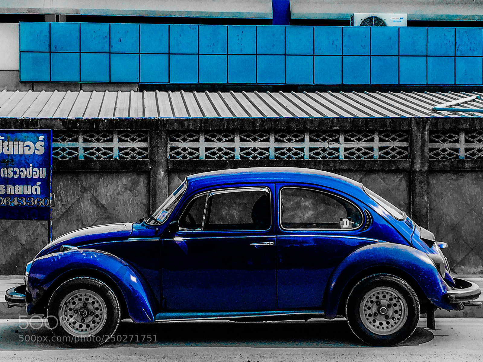 Apple iPhone 6s sample photo. Mid-week blues. photography