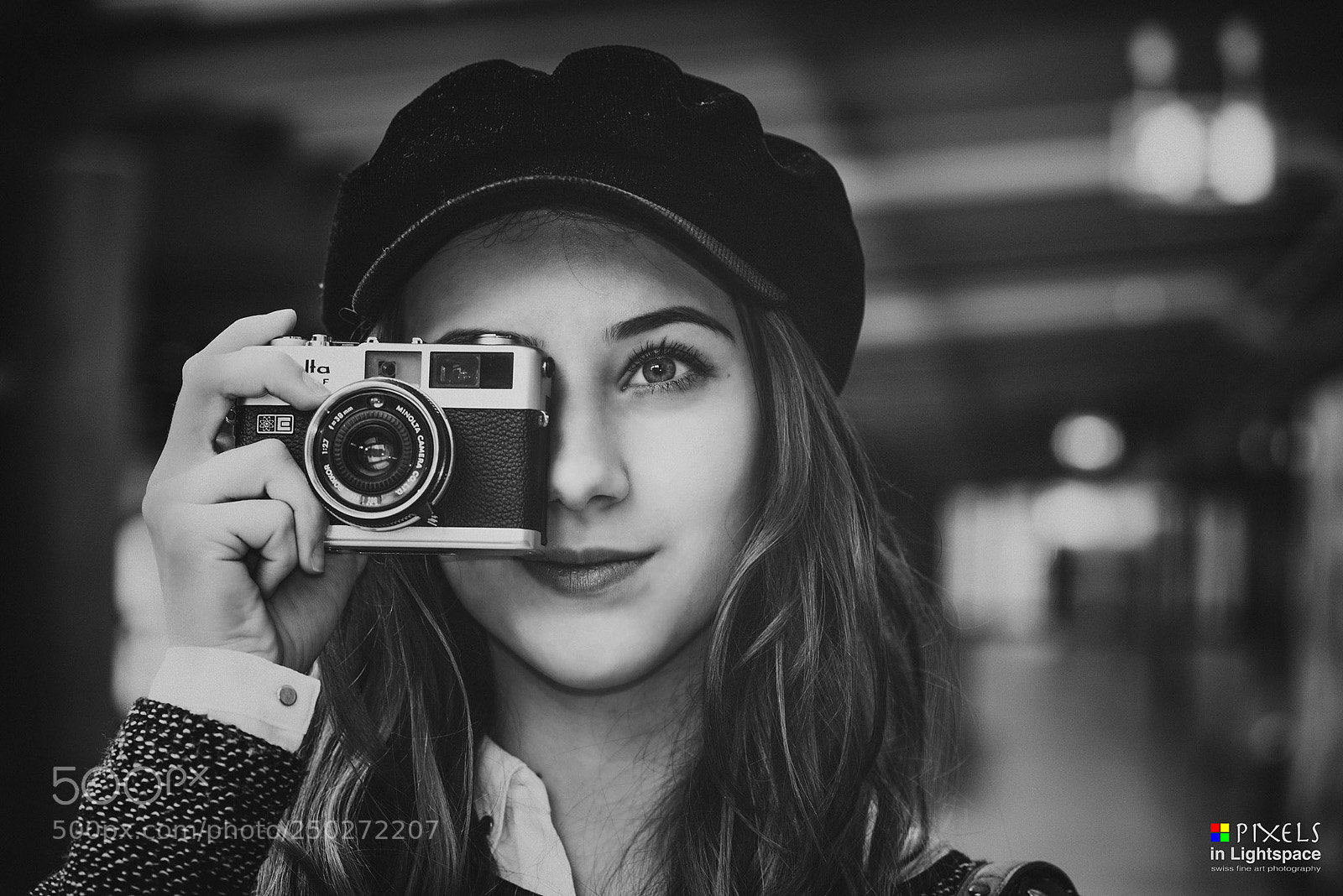 Nikon D810 sample photo. The girl with the photography
